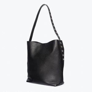 Freda Salvador Cala Tote Bag